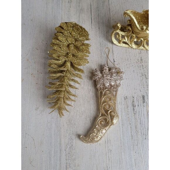 Glitter golden pinecone stocking sleigh ornament Xmas set - Picture 2 of 9